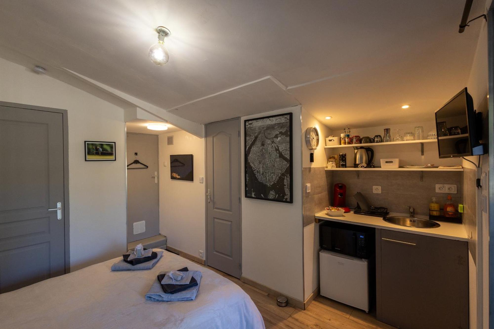 Studio Dans Le Luberon Céreste 외부 사진